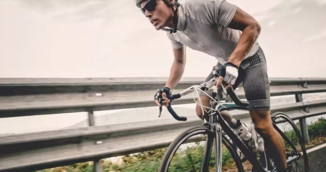 4 động tác tốt nhất để thư giãn, phục hồi sau khi đạp xe