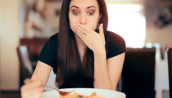 Cách kiểm soát việc 'ăn uống theo cảm xúc'