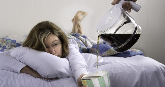 Ngưng uống cafe vào thời điểm này để không bị mất ngủ