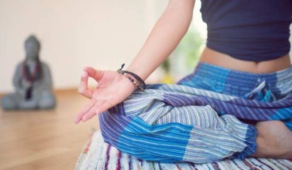 Bạn nên ngồi thiền trước hay sau buổi tập thể dục?