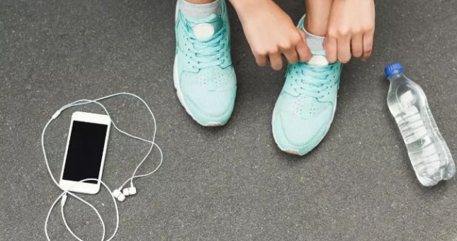 Đi bộ có giảm cân không? 1 tiếng đi bộ giảm bao nhiêu calo?