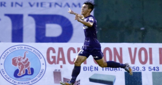 Tiến Linh lại tỏa sáng, B.Bình Dương chia điểm với Than Quảng Ninh