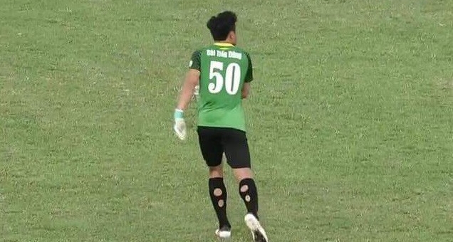 Đi tất thủng giống hệt Neymar, Bùi Tiến Dũng nói gì?