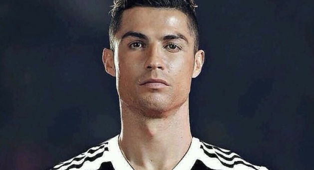 Tiết lộ lý do Ronaldo chọn Juventus mà không phải MU hay PSG