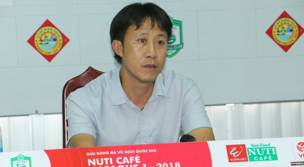 Giúp Sài Gòn 'thoát hiểm', HLV Thành Công nói gì?