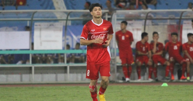 Công Phượng lạnh lùng, âm thầm ghi điểm trong mắt thầy Park