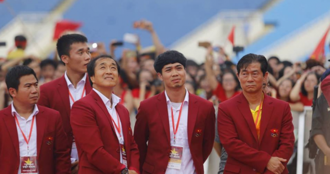 Hai cầu thủ U23 Việt Nam không dự Lễ mừng công là ai?