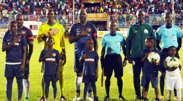 Tổng thống George Weah bất ngờ 'tái xuất' ở tuổi làm ông