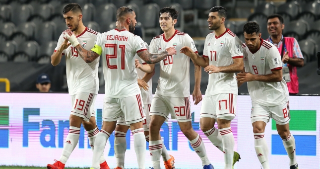 VIDEO: Xem lại cú đá phạt 'thần sầu quỷ khóc' của đội trưởng Iran