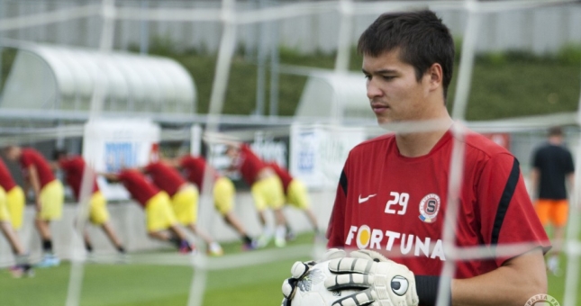 Cầu thủ Séc gốc Việt: 'Tôi đá ở châu Âu trước rồi về V.League sau'