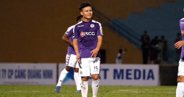 HLV Chu Đình Nghiêm: 'Quang Hải chịu áp lực quá lớn'