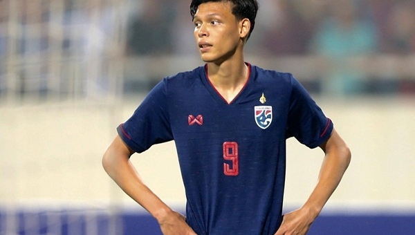 Thái Lan nỗ lực tẩy thẻ cho cầu thủ đánh Đình Trọng