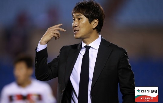 Công Phượng sắp có thầy mới ở Incheon United