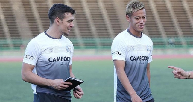 Keisuke Honda sẽ dẫn dắt Campuchia đá Vòng loại World Cup 2022