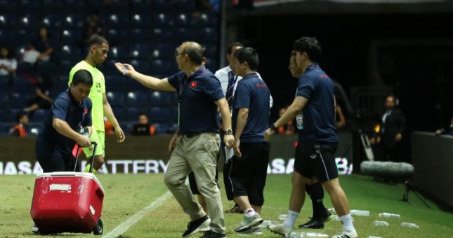 'Trả 100.000-200.000 USD cho HLV Park mà vào được World Cup thì cũng đáng'