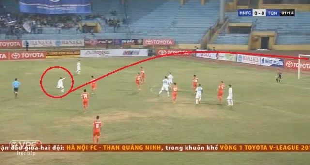 VIDEO: Siêu phẩm sút xa của Quang Hải vào lưới Than Quảng Ninh
