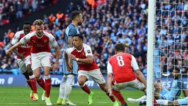 Highlights: Arsenal 2-1 Man City (Bán kết FA Cup 2017)