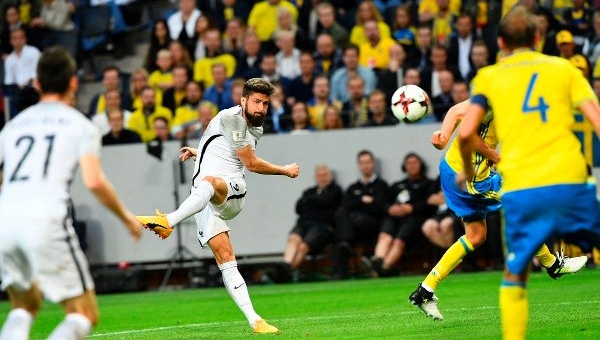 VIDEO: Chiêm ngưỡng tuyệt phẩm của Giroud vào lưới Thụy Điển