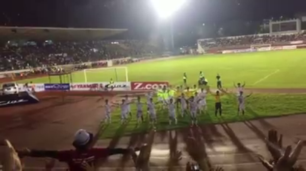 U22 Việt Nam ăn mừng kiểu Viking sau khi giành vé dự VCK