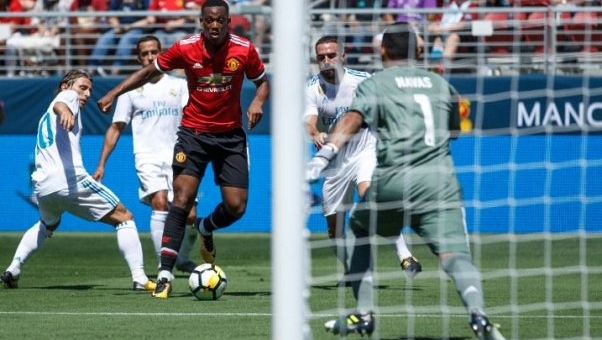 Pha solo kiến tạo cực đỉnh Anthony Martial vs Real Madrid