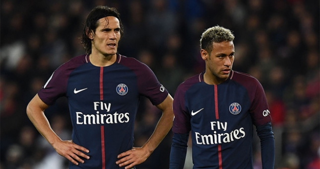 HLV PSG lên tiếng về quyền đá pen giữa Neymar và Cavani