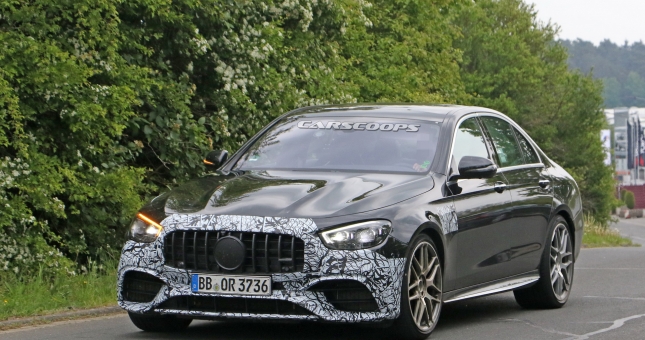 Rò rỉ hình ảnh Mercedes AMG E63 2021 trước giờ ra mắt