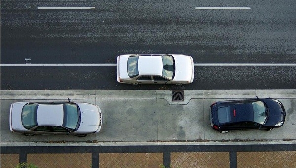 Hướng dẫn mẹo lùi xe ô tô vào chuồng cực dễ cho người mới