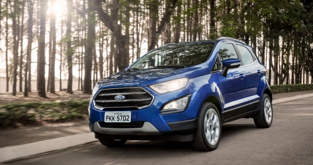 Ford EcoSport: Giá xe lăn bánh, thông số, ưu đãi (09/2020)