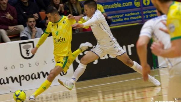 Tuyển thủ Việt Nam ghi bàn tại Tây Ban Nha