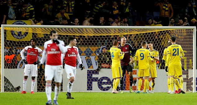 Cựu sao Arsenal gọi màn trình diễn trước BATE là thảm họa