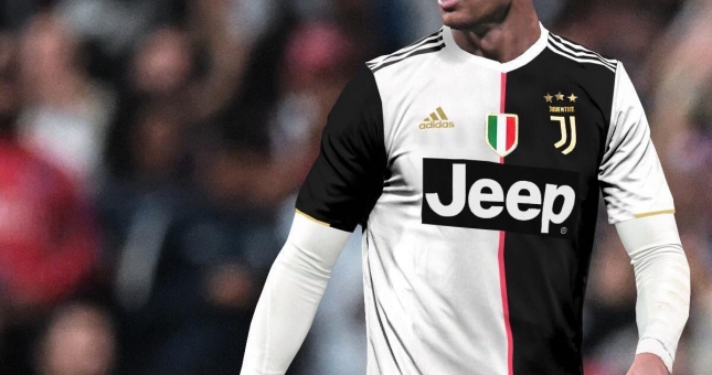 Fan hâm mộ khen áo thi đấu mùa tới của Juve giống... Barca