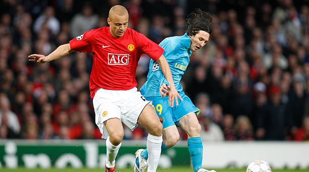 Bắt chết Messi năm 2008, cựu hậu vệ M.U tiết lộ bí quyết 