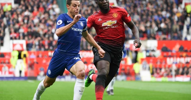 Azpilicueta lên tiếng sau khi bị Lukaku 'thổi bay'