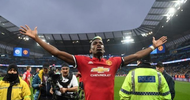 Phòng thay đồ đại loạn, Pogba lập hội chống phá Solskjaer 