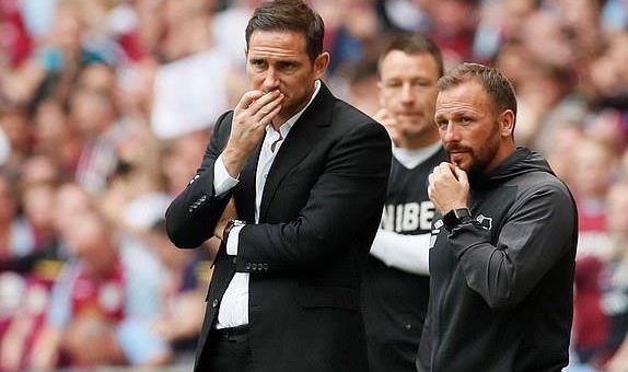 Lỡ vé lên Premier League, Lampard khẳng định tương lai