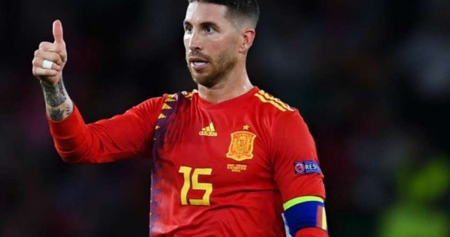 Ramos chính thức đi vào lịch sử bóng đá sau trận thắng Faroe