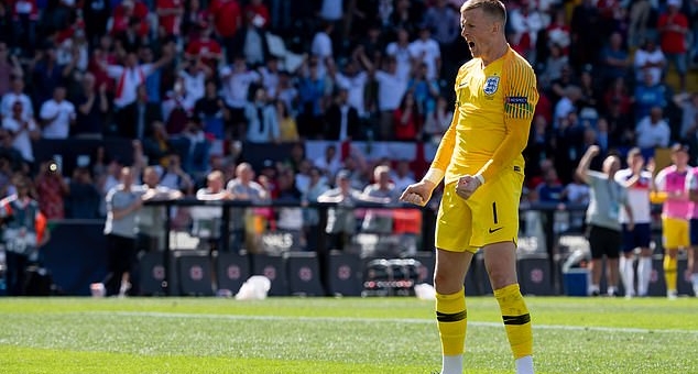 Người hùng tuyển Anh nói gì sau khi đưa Tam Sư đạt hạng ba Nations League