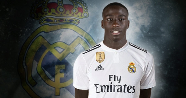 VIDEO: Tài năng của tân binh Real - Ferland Mendy