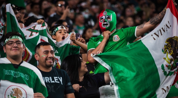 Mexico tạo cơn mưa bàn thắng trong ngày vượt qua vòng bảng