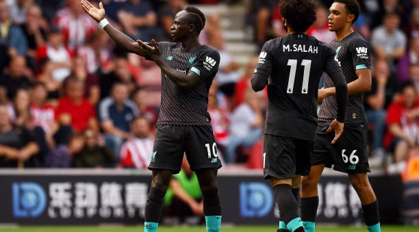 Salah tịt ngòi, Liverpool nhọc nhằn giành 3 điểm 