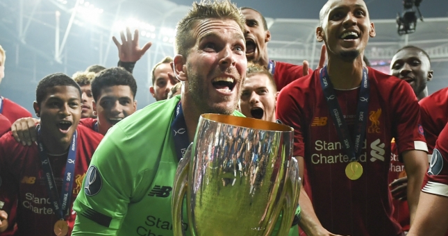 VIDEO: Sai lầm 'chết người' suýt khiến Liverpool ôm hận của Adrian
