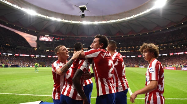 Nhọc nhằn vượt Eibar, Atletico Madrid chiếm ngôi đầu La Liga