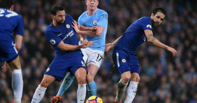 Nhà cựu vô địch Premier League trả giá cực đắt vì thói mê gái 