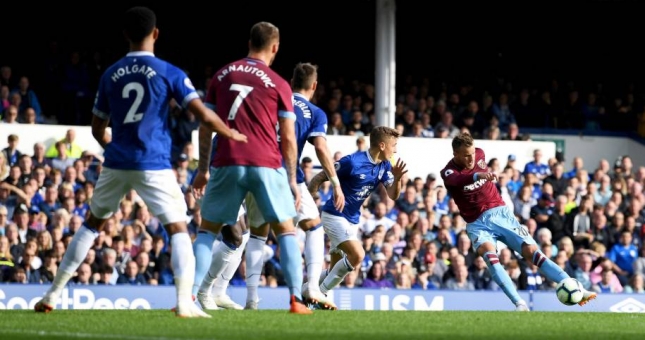 Lịch thi đấu vòng 9 Ngoại hạng Anh: MU đối đầu Liverpool 