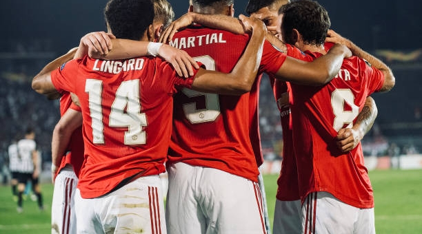 MU nhọc nhằn chiếm ngôi đầu ngay tại pháo đài Partizan 