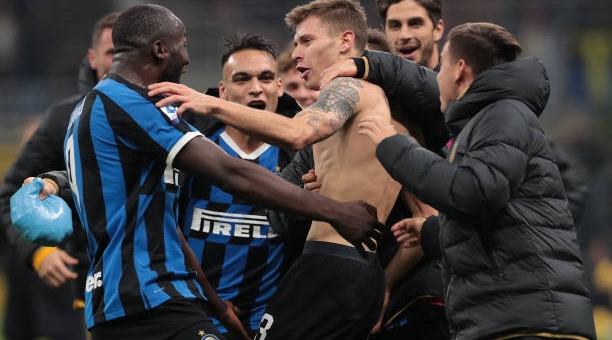 Ngược dòng kịch tính, Inter Milan tạm chiếm ngôi đầu của Juve