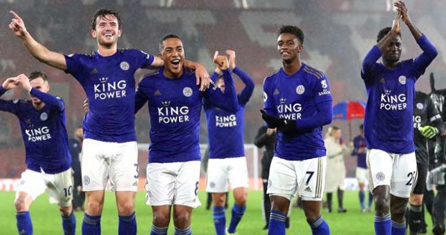 Bảng xếp hạng ngoại hạng Anh 24/11: Biến động top 4