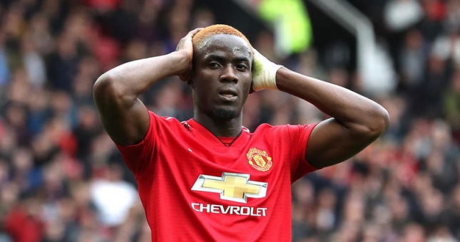 VIDEO: Trở lại sau chấn thương, sao MU hụt ngay siêu phẩm ngả bàn đèn