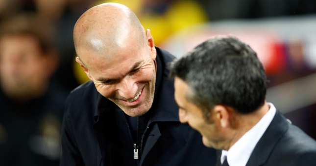 Zidane góp lời giữa 'tâm bão Messi - Abidal' 