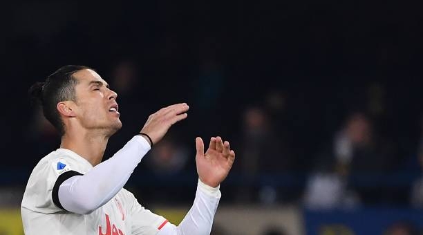 Juventus nhận trái đắng trong ngày Ronaldo làm, hàng thủ phá